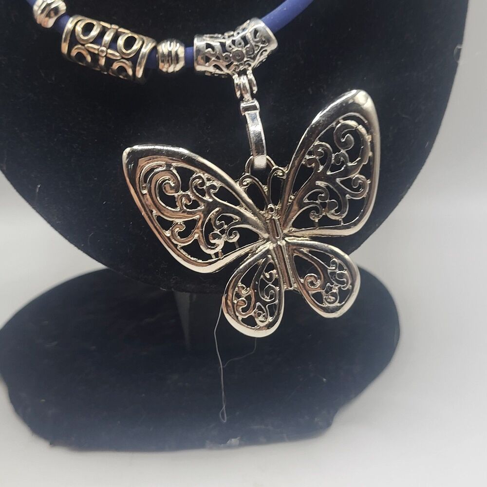 LaPepita Openwork Butterfly Charm Pendant Blue Silicone Necklace Chunky 14in - Picture 2 of 5